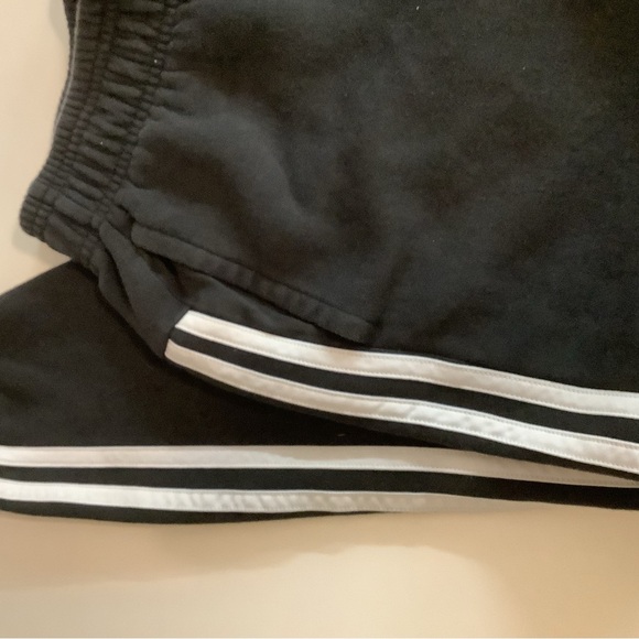 Adidas Size XS Black and White Track Pants with Signature Stripes. Preloved - Picture 3 of 6